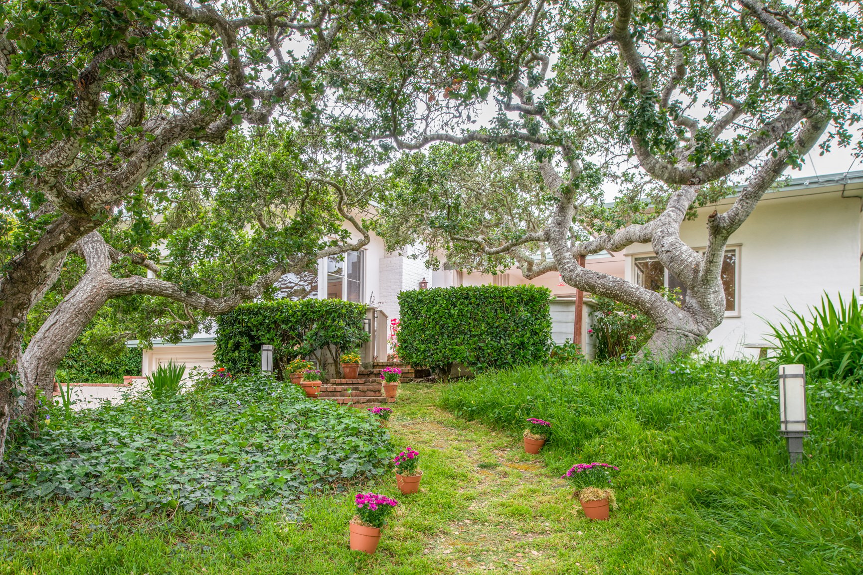 5th Avenue 2NE Perry Newberry Way