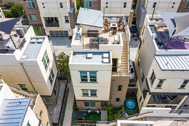 576 Donovan Lane, Costa Mesa