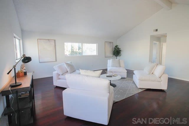 Merrington, Mira Mesa