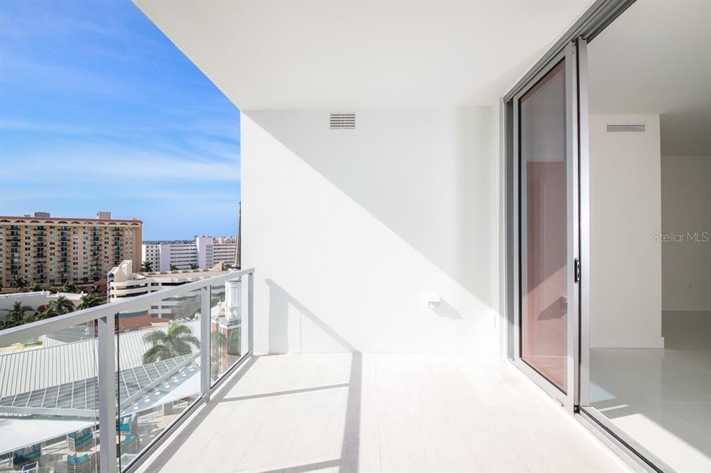 111 S Pineapple Ave Unit 812