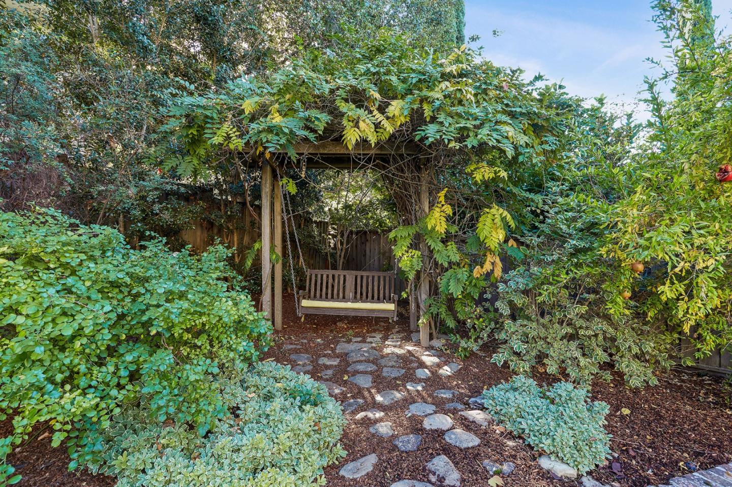 17930 Vineland Avenue, Monte Sereno
