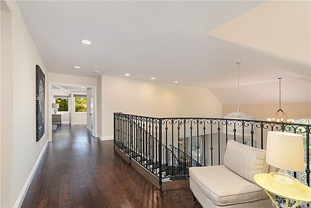 6652 Carriage Circle, Huntington Beach 