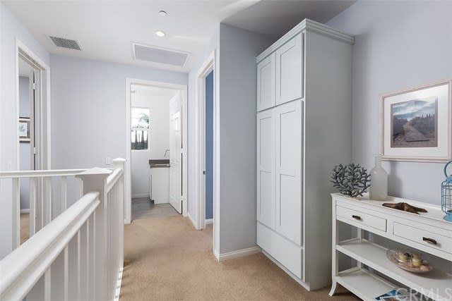 204 Susannah Place, Costa Mesa