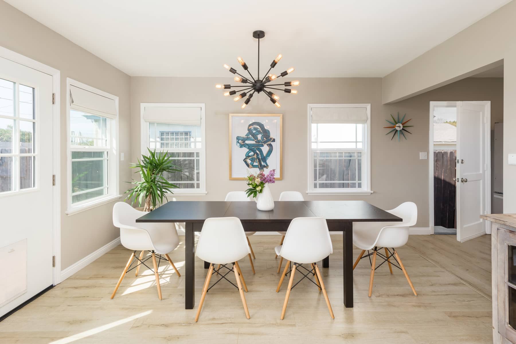 Fantastic 4 Bedroom in super hot Hawthorne