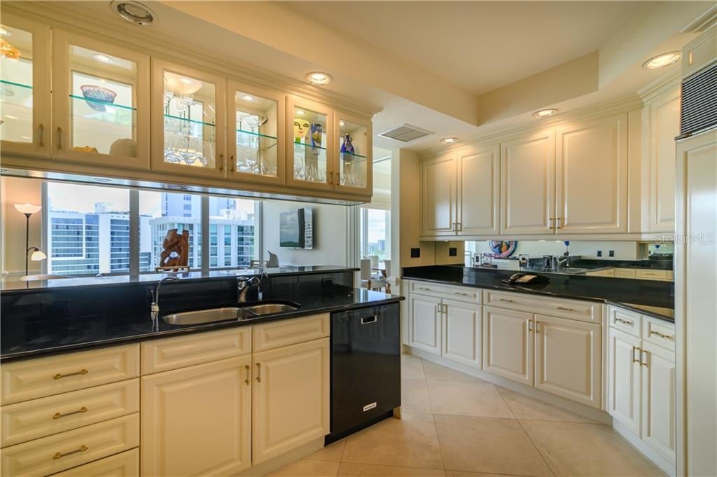 The Tower Residences, #1502