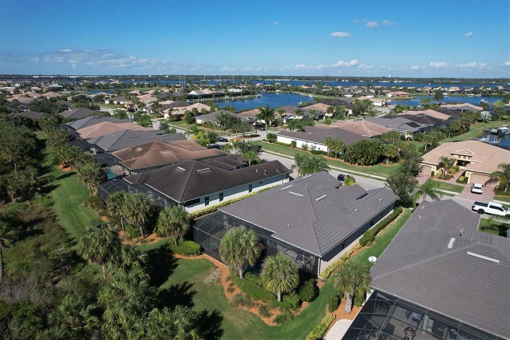 5211 Lake Overlook Ave, Bradenton, FL 34208