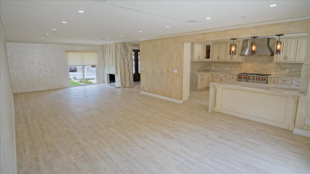 1122 Avonoak Terrace, Glendale