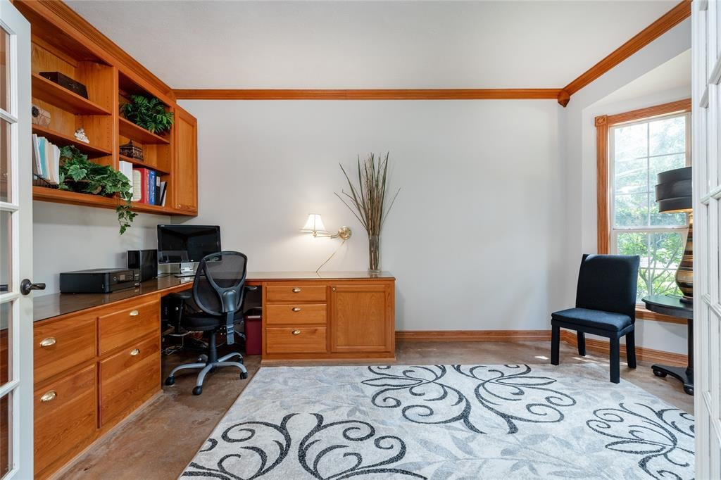 3411 Edmonson Court 