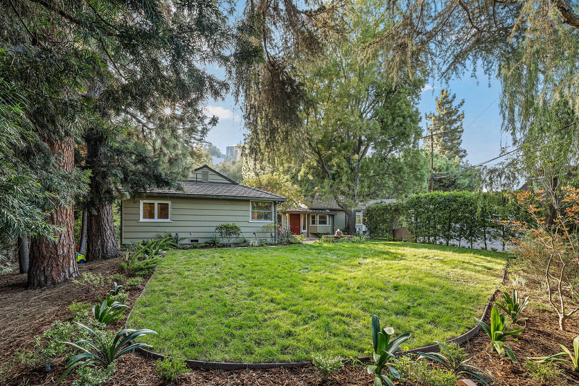 12050 Laurel Terrace Dr, Studio City