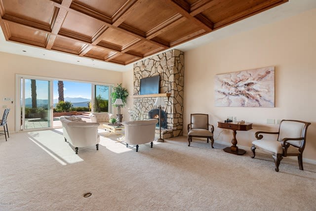 4714 Sunnyhill
