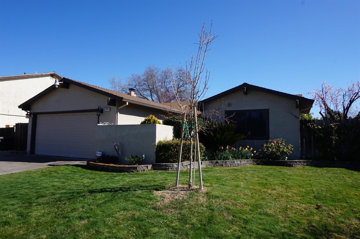 7236 Candlestick Way