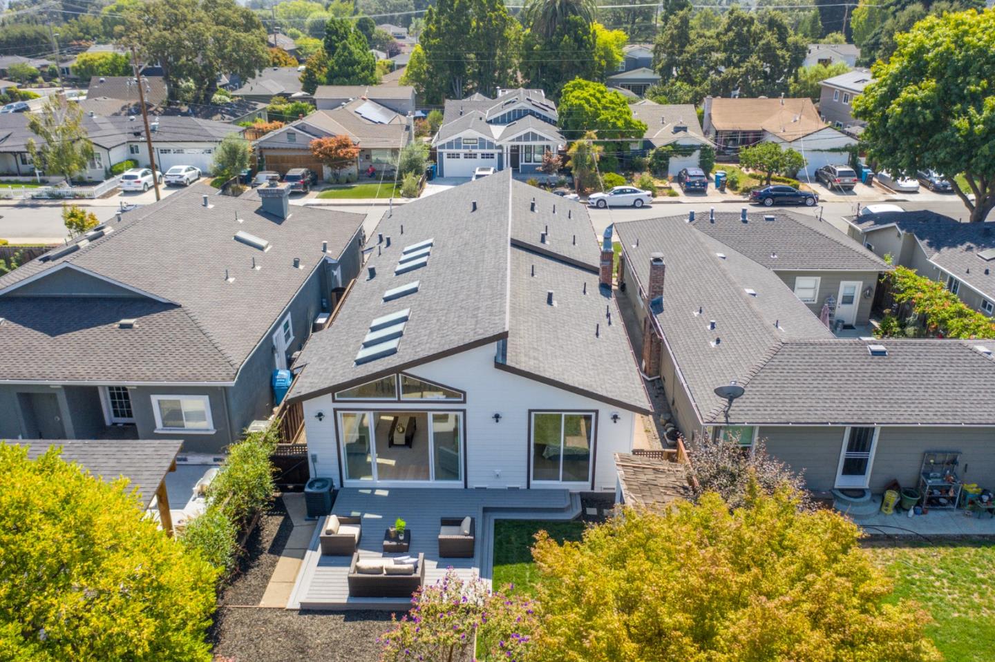 112 Belvedere Ave