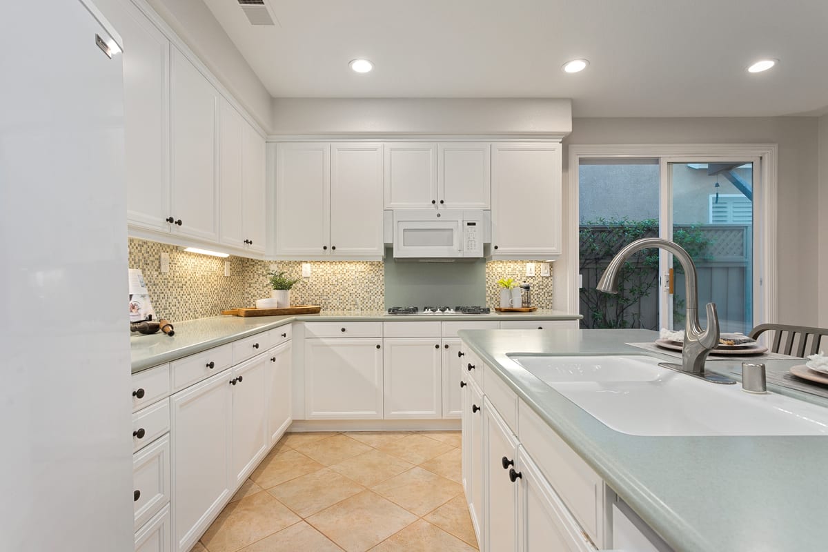 5260 Beachcomber Ct.