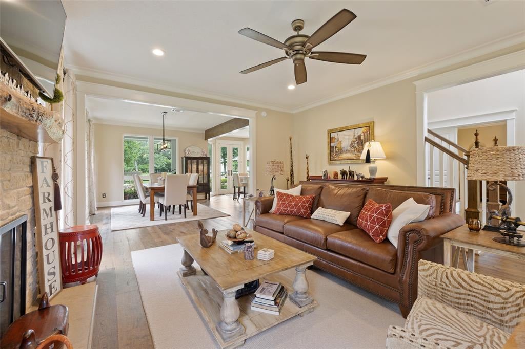 461 Piney Creek Rd Bellville, Tx 77418