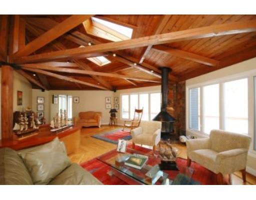 15 Horseshoe Drive