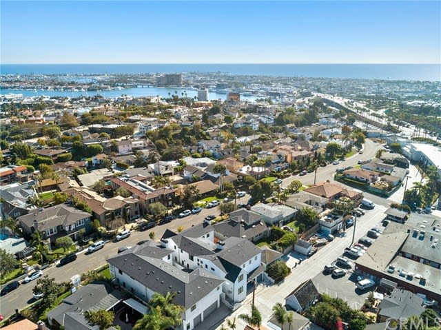 417 Holmwood, Newport Beach