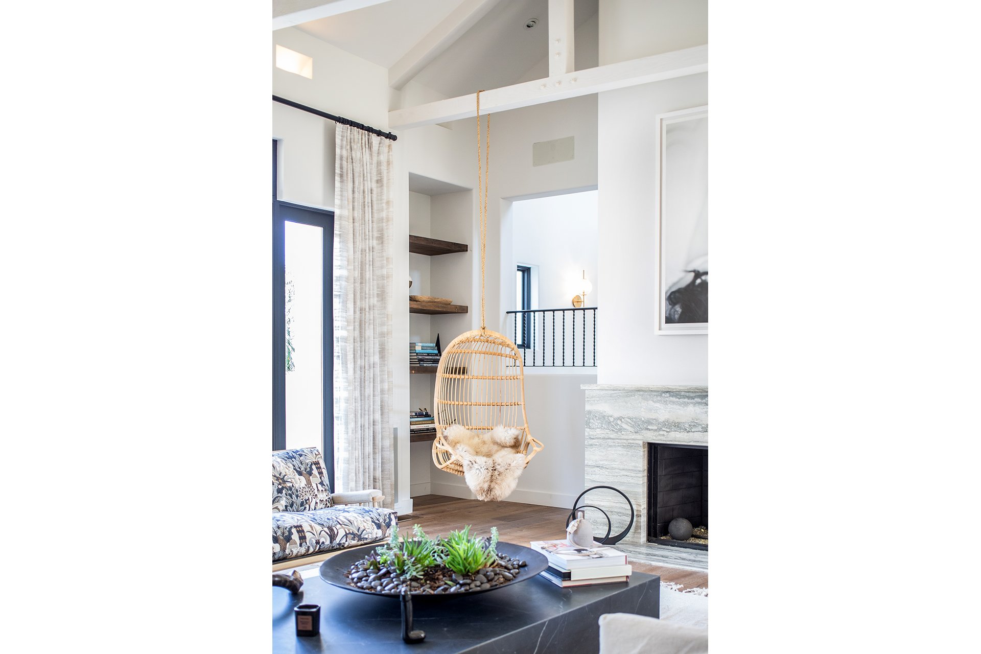 2943 Club Dr, Cheviot Hills