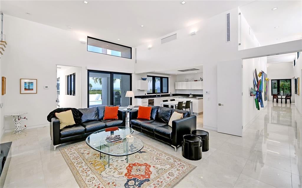 1580 Harbor Cay Lane
