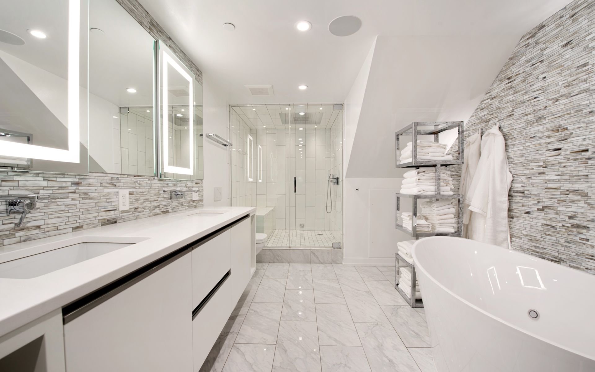 850 W Adams St, #7C