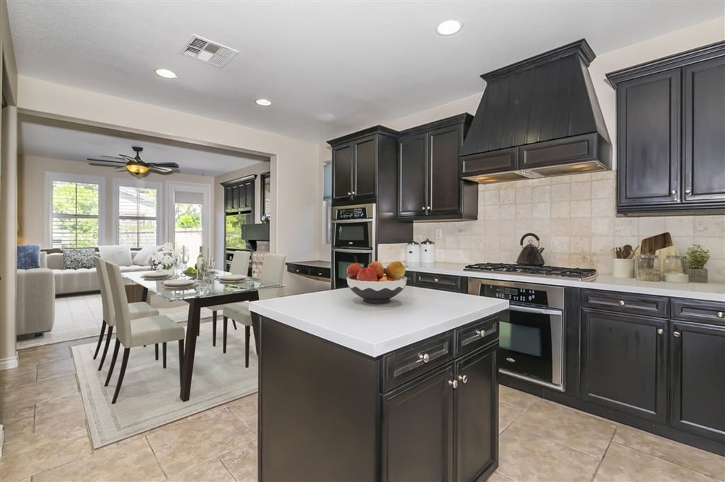 15740 Paseo Del Sur