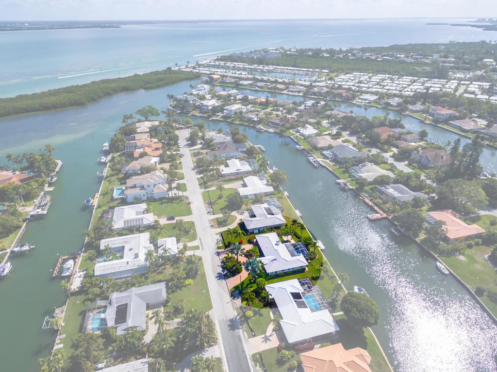 630 Emerald Harbor 
