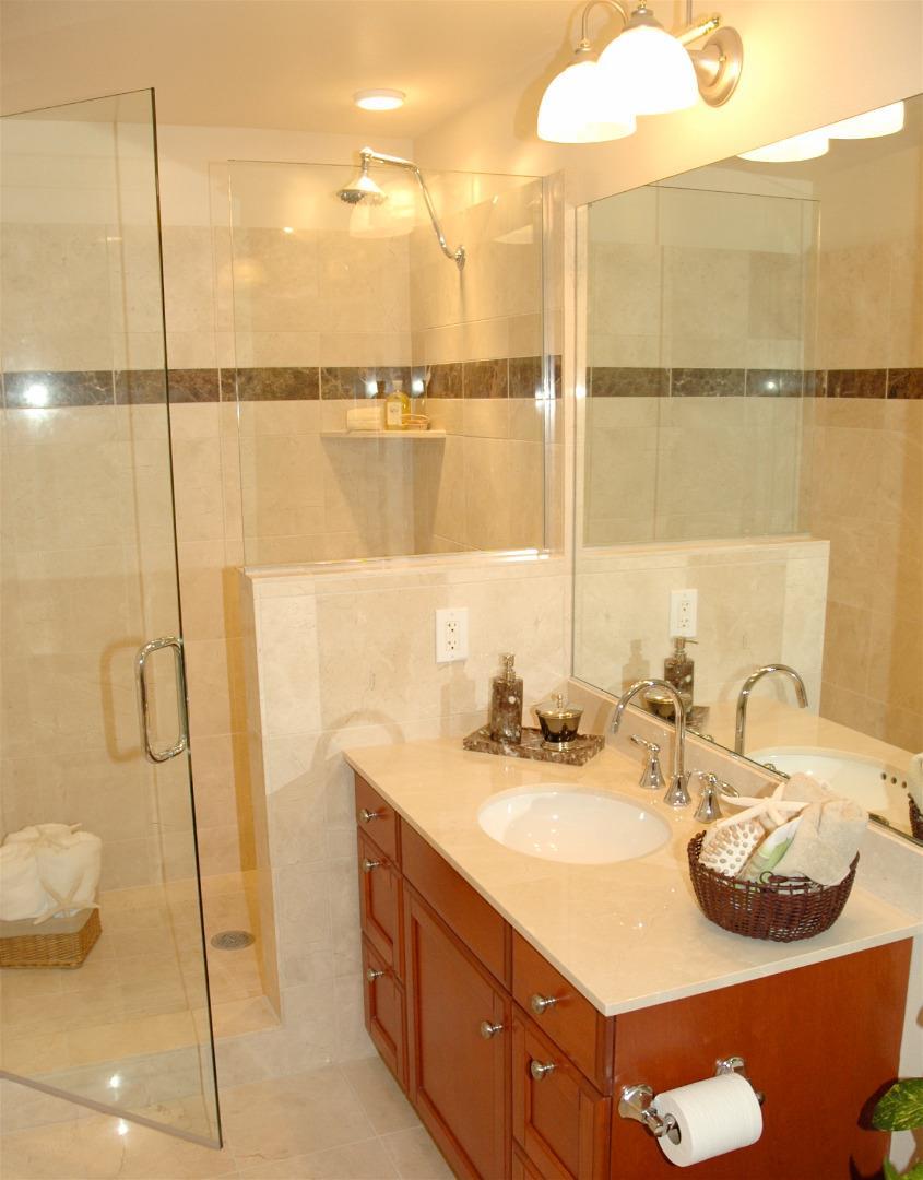 225 9th Ave, #303