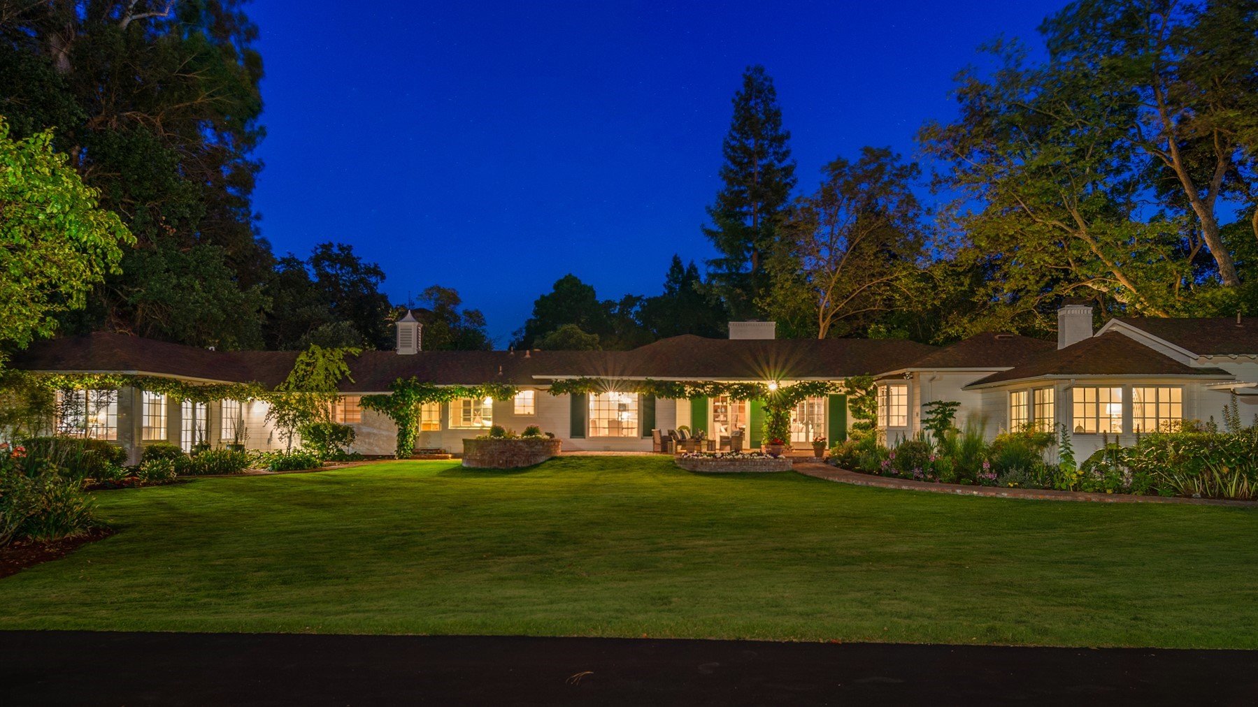 160 Alderwood Rd