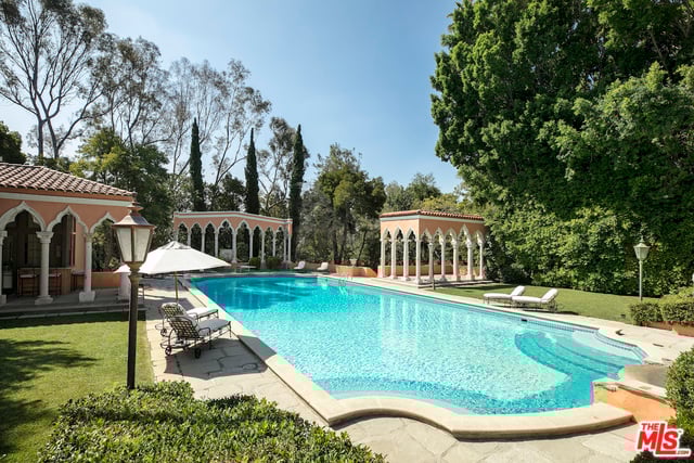 Valley Villa