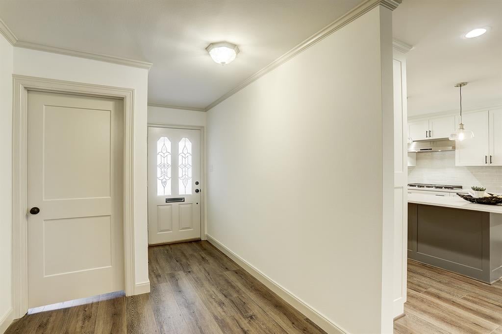10502 Shadow Wood Drive 