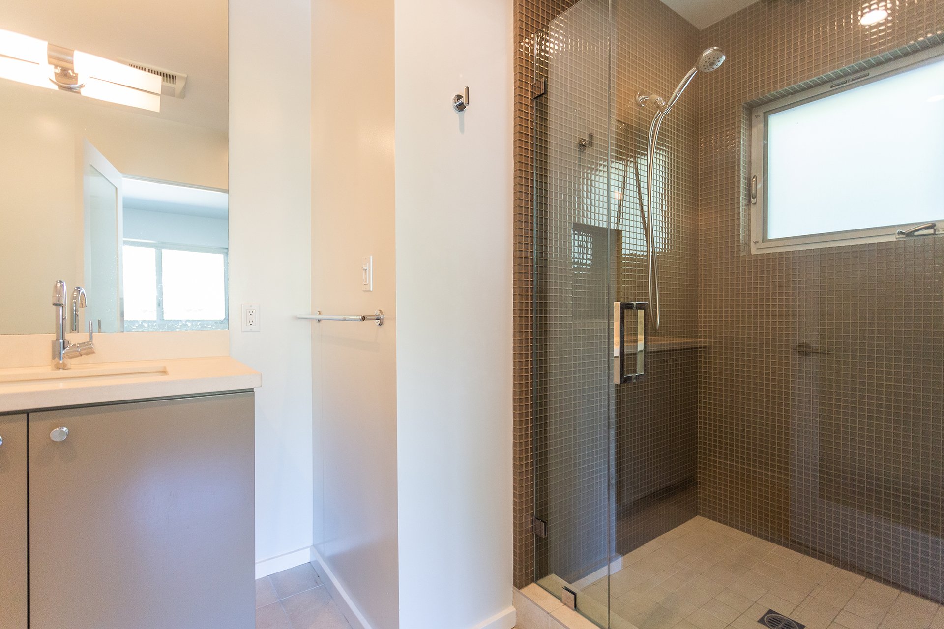 8040 Okean Ter, Briar Summit