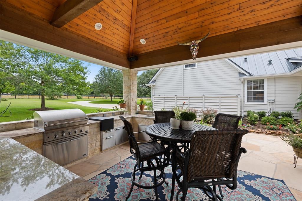 461 Piney Creek Rd Bellville, Tx 77418