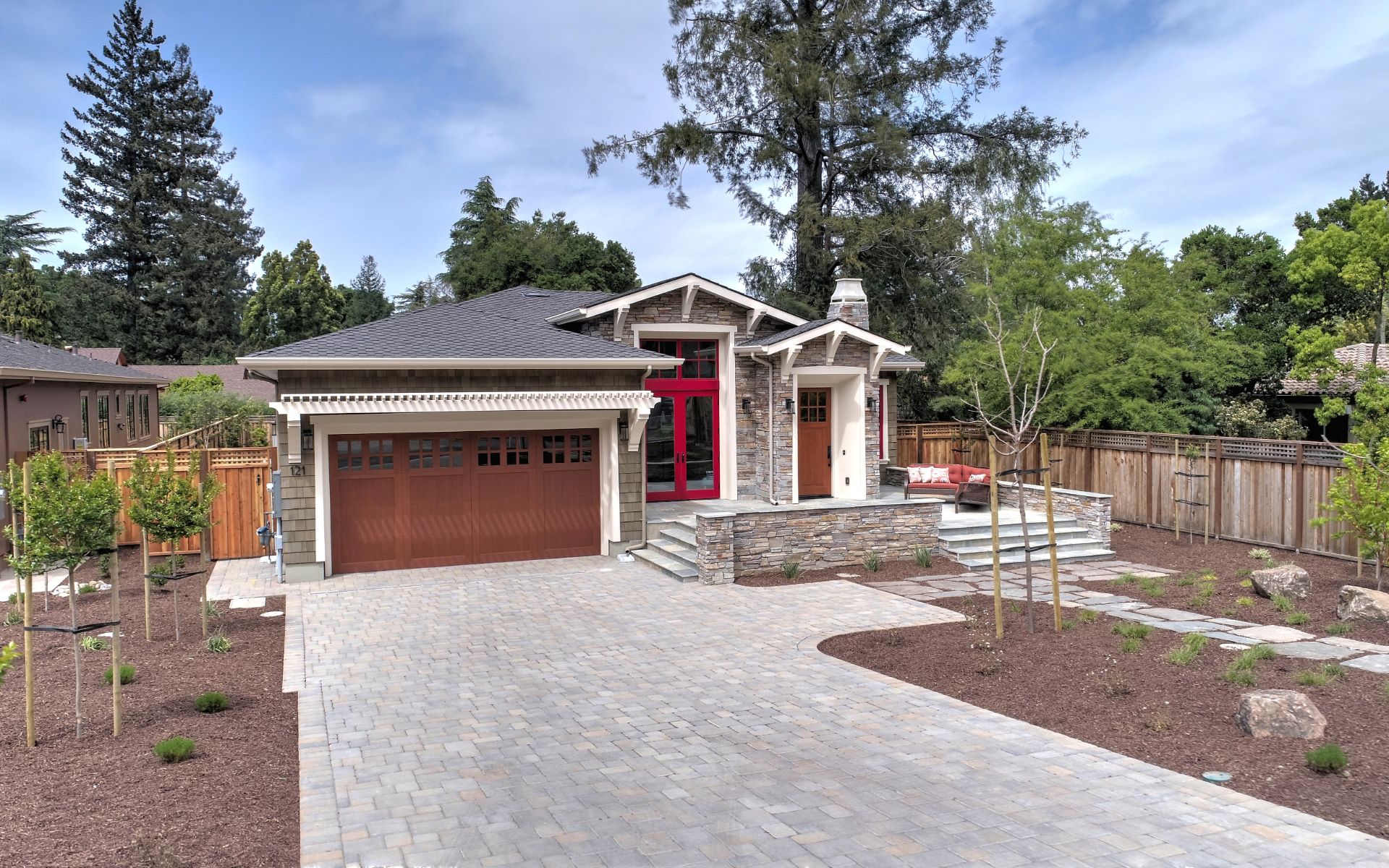 121 Yosemite Way