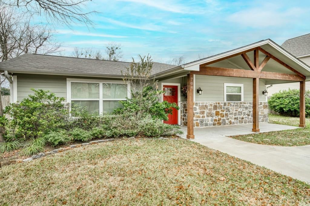 704 Highlands St College Station, Tx 77840