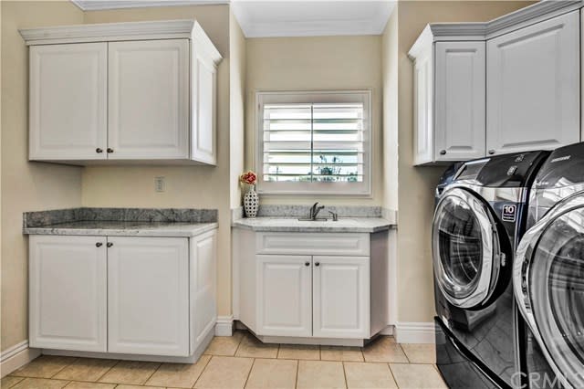 296 E Bay, Costa Mesa