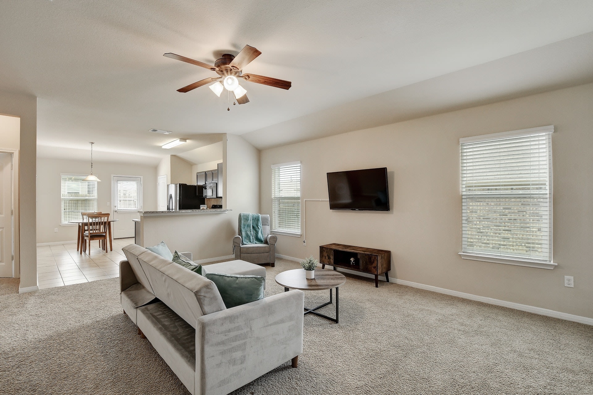 194 Screech Owl Dr
