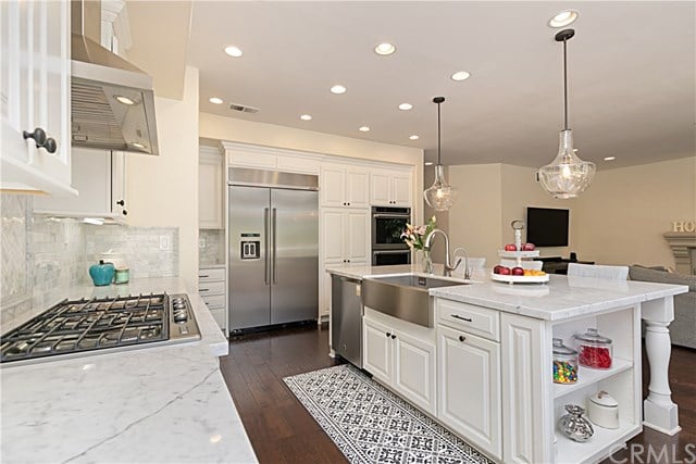 6652 Carriage Circle, Huntington Beach 