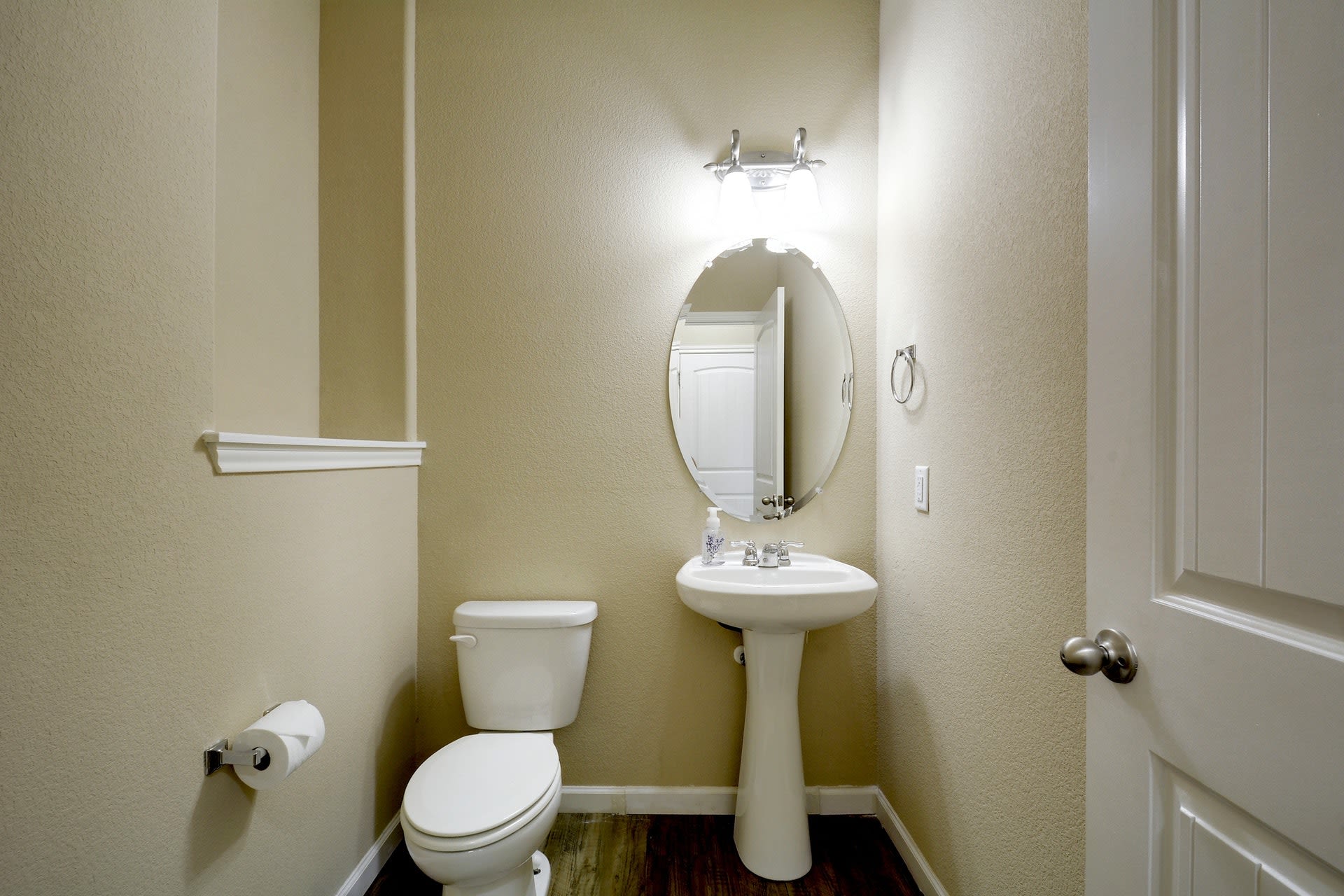 1309 Central Park Ct