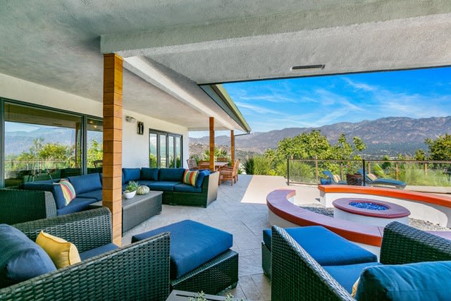 770 Panorama Pl