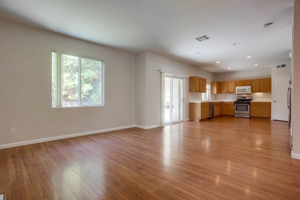 247 Glendale Ave