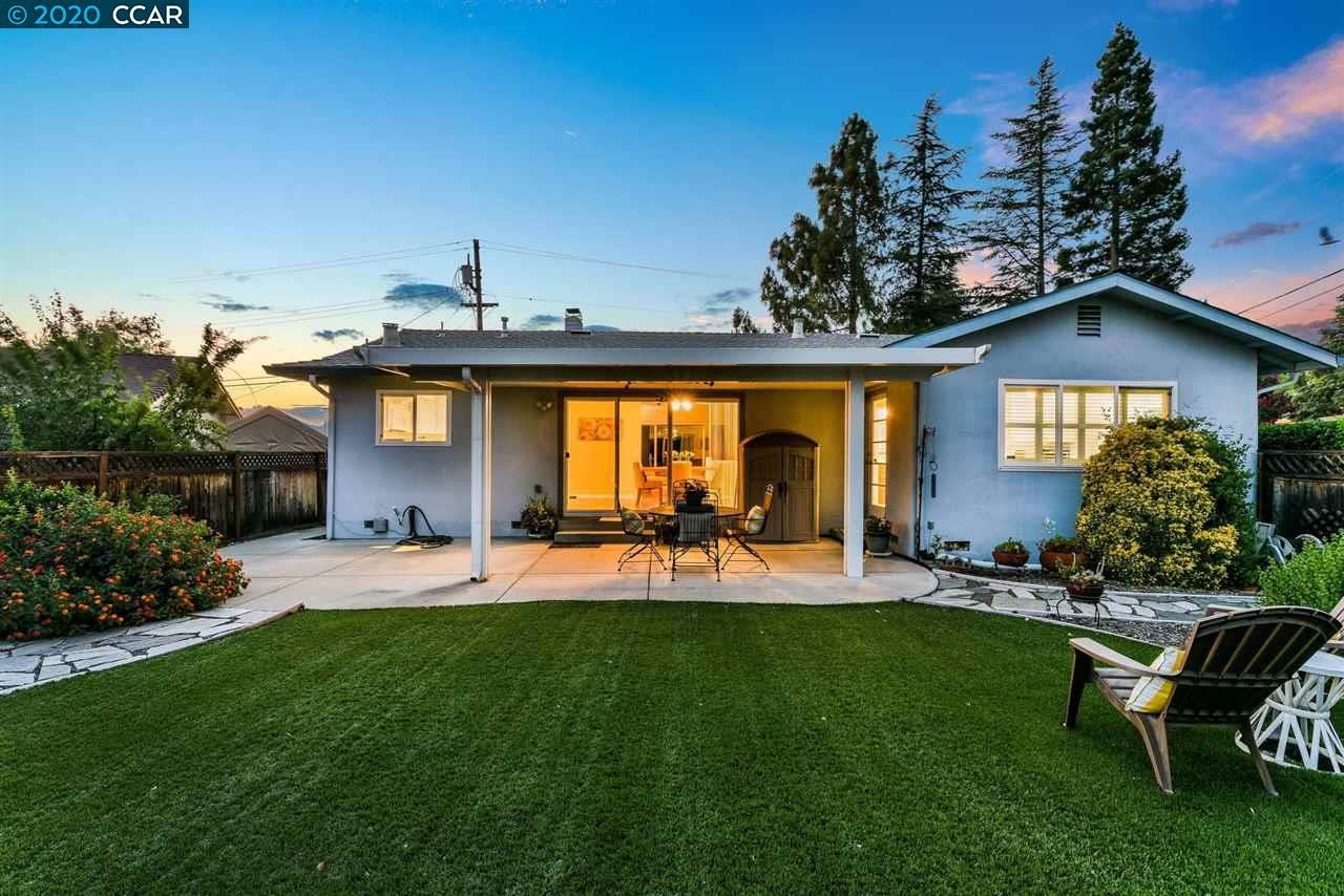 Simply Charming Single Level in Sunny Glen