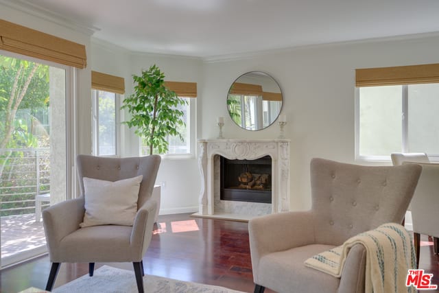 27 Ironsides Street, Unit A  Marina del Rey, CA 90292