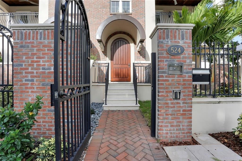 Sophisticated Urban Living