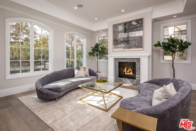 604 Walden Dr