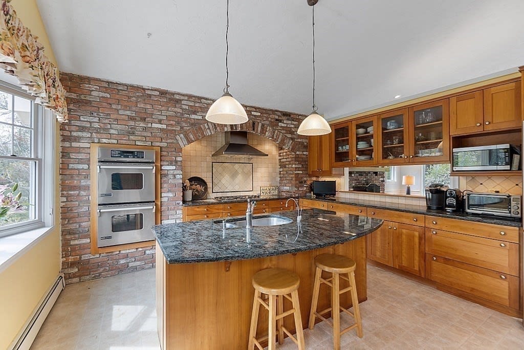 147 Silver Hill