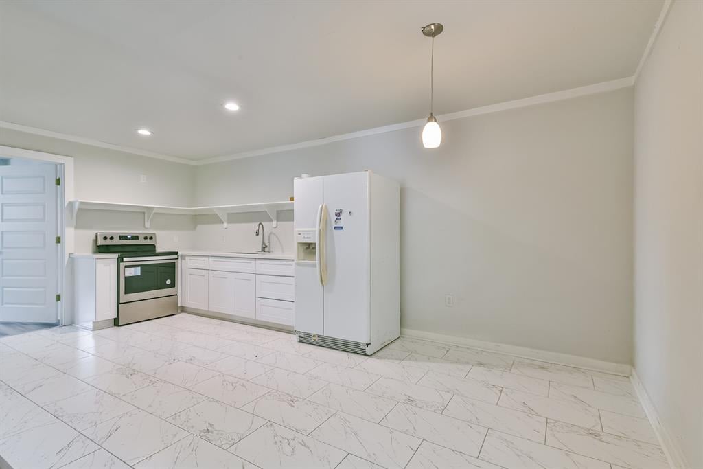3713 Lazy Spring Drive