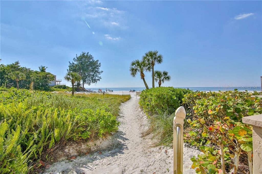 1311 Roberts Bay Ln