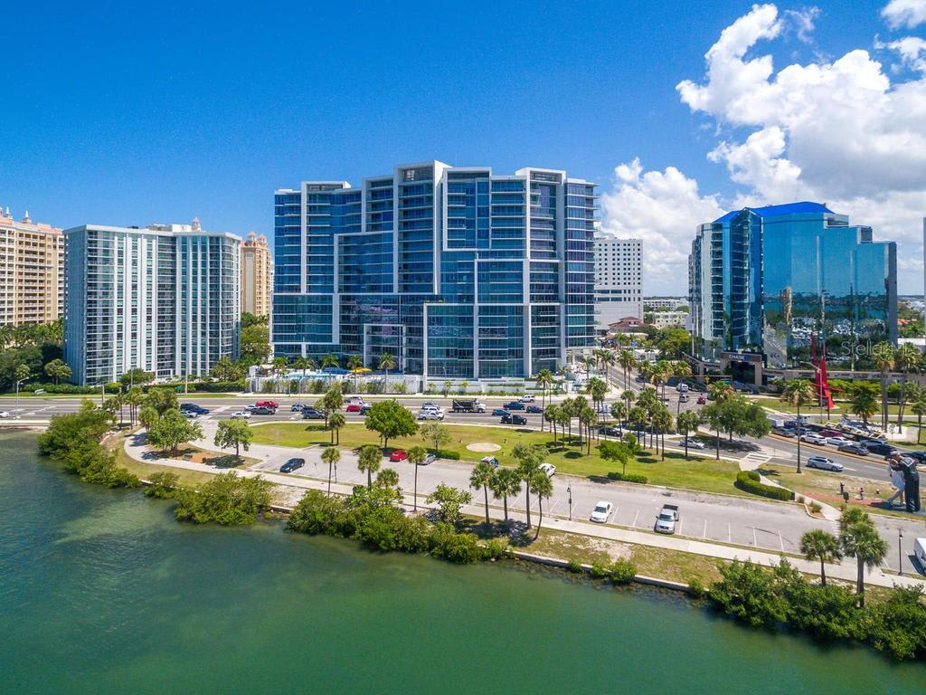 Vue Sarasota Bay Unit 1806