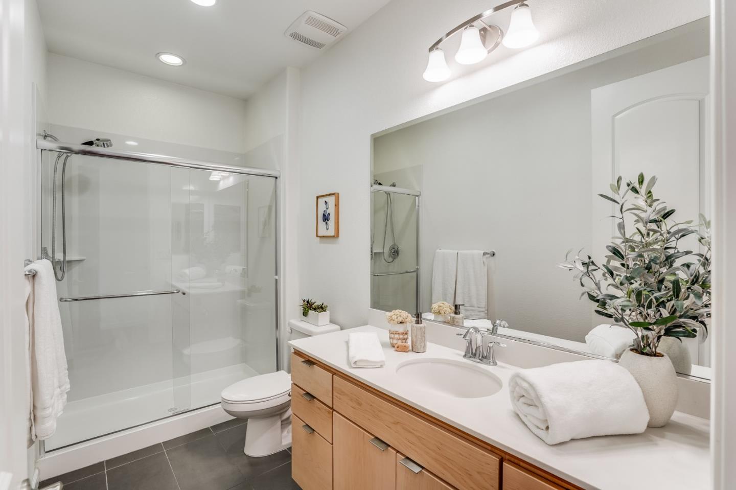 1655 Latitude Dr, #3