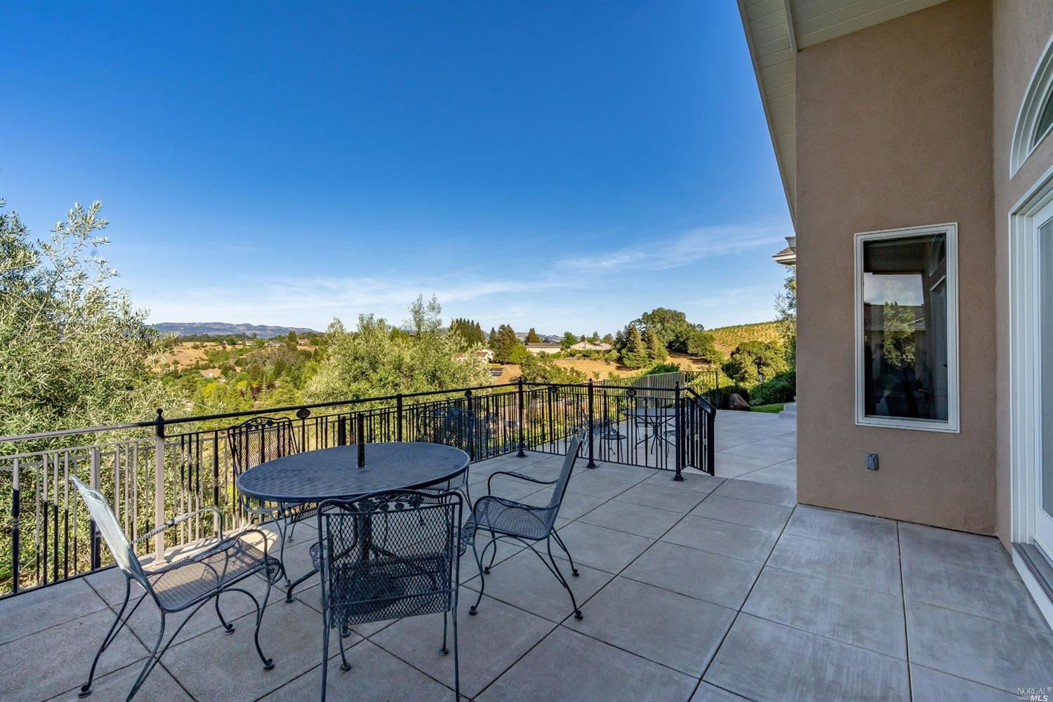 Vineyard Paradise