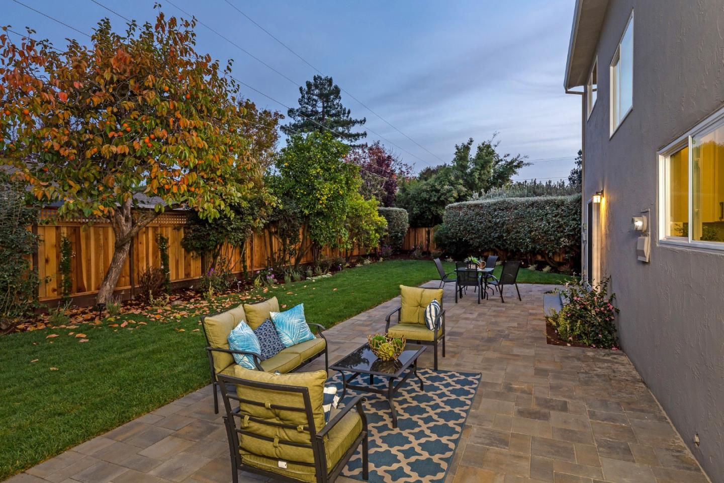 3583 Cambridge Lane